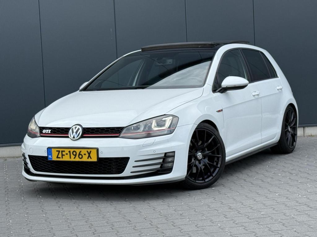 Volkswagen Golf 2.0 TSI GTI Performance Pano - DSG - Led - N, Auto's, Bi-Xenon koplampen, Stof, Gebruikt, 4 cilinders