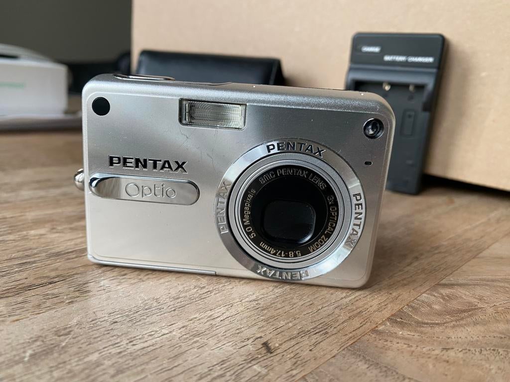 Pentax Optio S5Z met leren hoes, Audio, Tv en Foto, Fotocamera's Digitaal, Ophalen of Verzenden, Gebruikt, Pentax