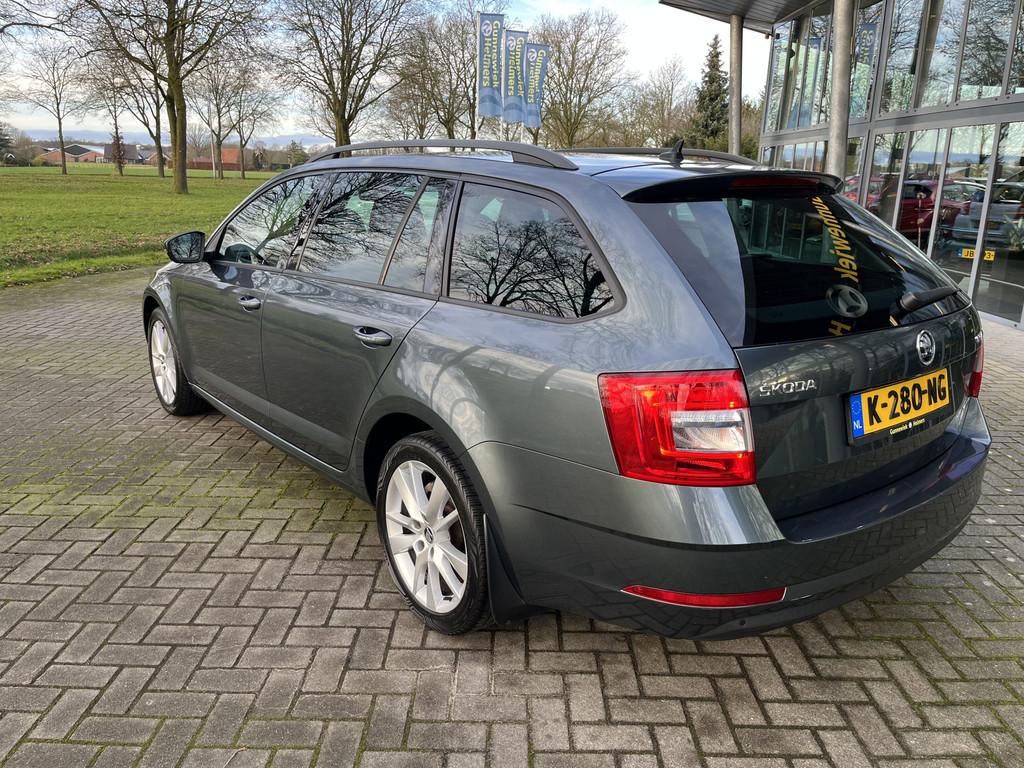 Skoda Octavia Combi 1.4 TSI Greentech Style Business | AUTOM, Stof, Gebruikt, Euro 6, 4 cilinders