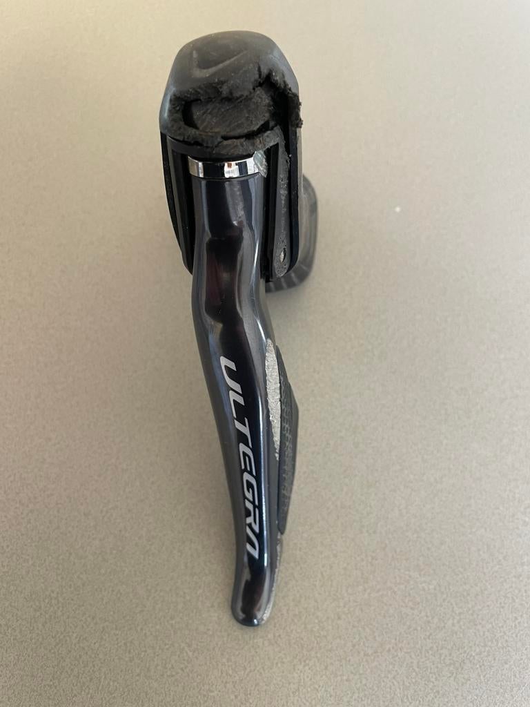 Shimano Ultegra R 8070 disc 11 speed shifter beschadigd, Fietsen en Brommers, Fietsonderdelen, Ophalen