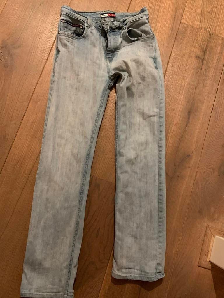 Tommy Hilfiger Jeans - Lichtblauw - Maat W28/W29, Kleding | Dames, Spijkerbroeken en Jeans, Ophalen of Verzenden, Gedragen, Blauw