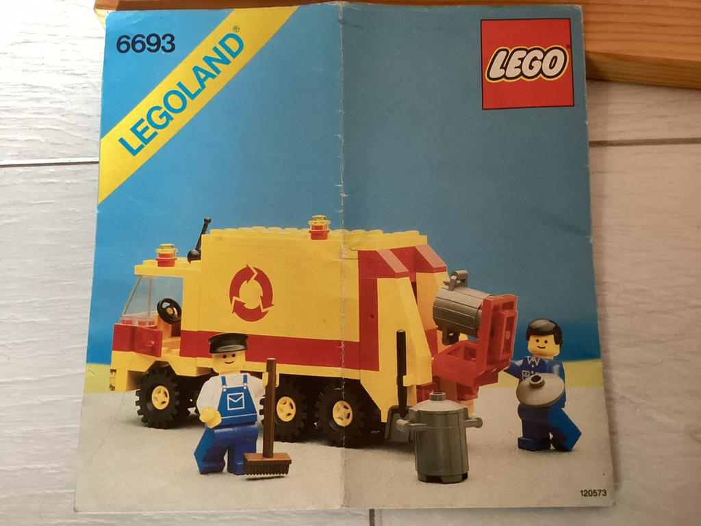 LEGO Legoland 6693 Vuilniswagen met minifiguren en bb, Gebruikt, Lego, Ophalen of Verzenden, Compleet