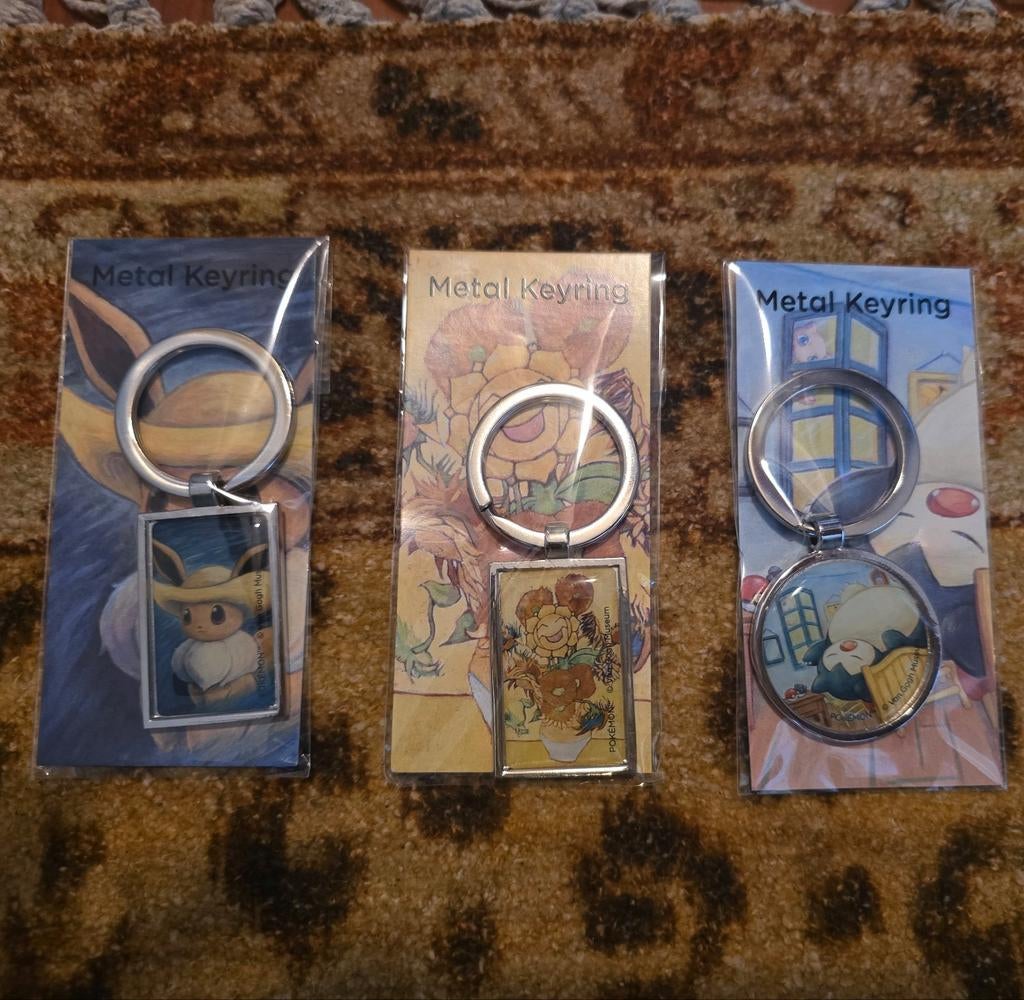 Pokémon x Van Gogh Museum keyrings, Ophalen of Verzenden, Nieuw, Merk