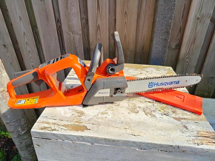 Husqvarna 535i xp accu kettingzaag te koop, Tuin en Terras, Hand-tuingereedschap, Ophalen