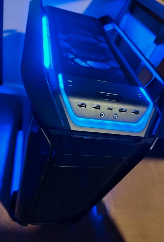 High-End Gaming PC: Ryzen 9 7950X, RTX 5070, 64GB RAM, Computers en Software, Desktop Pc's, Ophalen of Verzenden