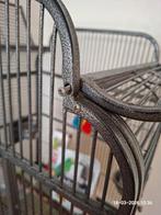 Papegaai kooi, Geslacht onbekend, Papegaai