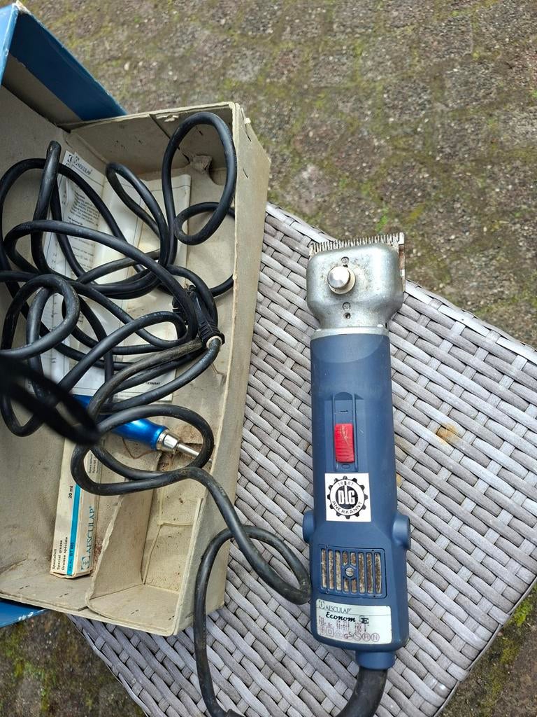 Veescheerapparaat, Ophalen