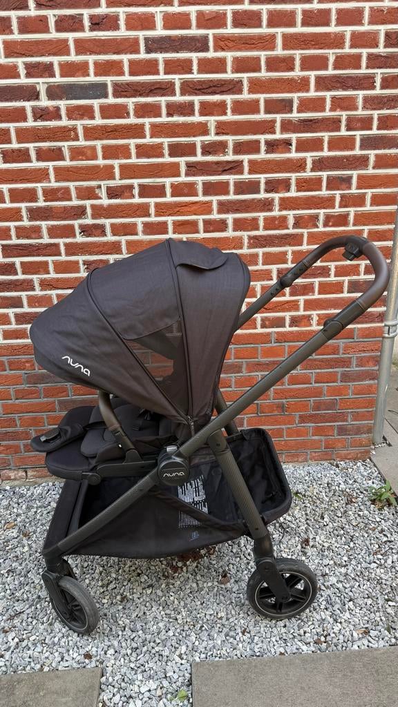Nuna kinderwagen Swiv, Gebruikt, Verstelbare duwstang, Ophalen, Kinderwagen
