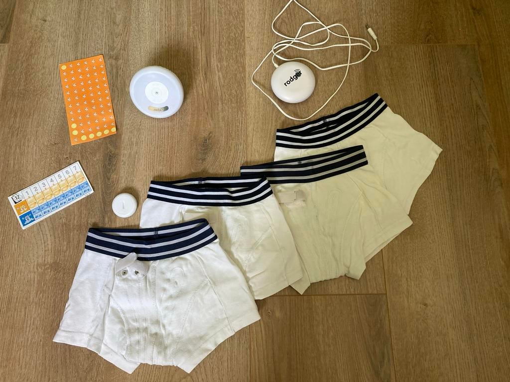 Rodger plaswekker maat 128 + trilplaatje voor onder kussen, Ophalen of Verzenden, Gebruikt