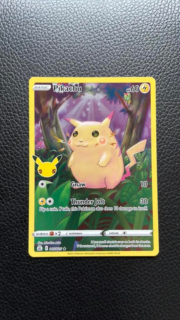 Pikachu, Hobby en Vrije tijd, Verzamelkaartspellen | Pokémon, Ophalen of Verzenden, Zo goed als nieuw