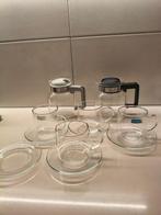 theekopjes met schotel en theepotjes, Huis en Inrichting, Keuken | Servies, Ophalen, Overige stijlen, Kop(pen) en/of Schotel(s)