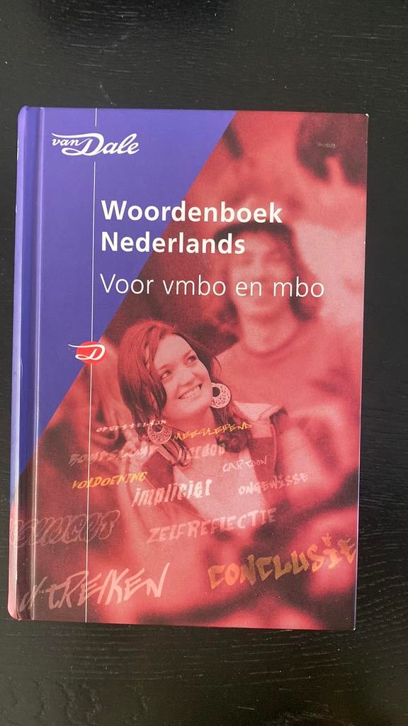 Van Dale Woordenboek Nederlands voor vmbo en mbo, Boeken, Nederlands, Ophalen of Verzenden, Zo goed als nieuw, Van Dale