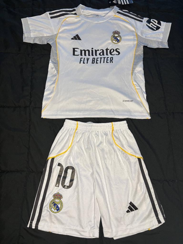 Real Madrid Jersey Kids (maat 22), Sport en Fitness, Voetbal, Maat XS of kleiner, Verzenden, Nieuw, Shirt