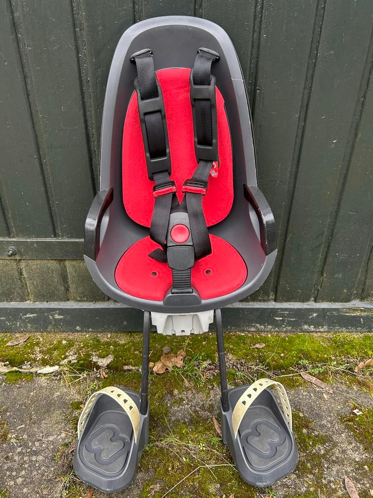 Hamax Voorzitje - Rood/Zwart, Fietsen en Brommers, Fietsaccessoires | Fietsstoeltjes, Ophalen, Hamax, Gebruikt, Voetsteuntjes