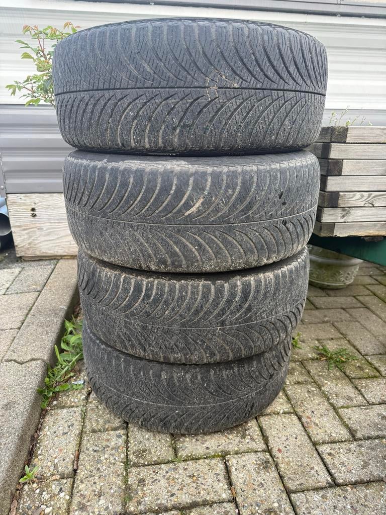 Audi velgen 5x112 met Allseason banden (4mm/6mm profiel), Auto-onderdelen, Banden en Velgen, Gebruikt, 16 inch, Banden en Velgen