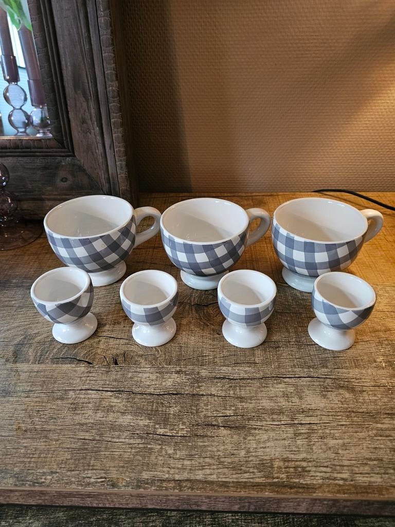 At Home with Marieke Livia kopjes en eierdopjes, Gebruikt, Keramiek, Ophalen of Verzenden, Overige stijlen