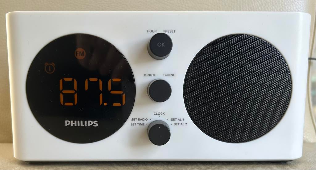 Philips klok radio alarm wekker AJ 6000 usb batterij stroom, Ophalen of Verzenden, Zo goed als nieuw