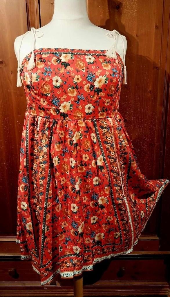 leuk oranje punten jurkje 48/50, Kleding | Dames, Grote Maten, Ophalen of Verzenden, Nieuw, Oranje, Jurk