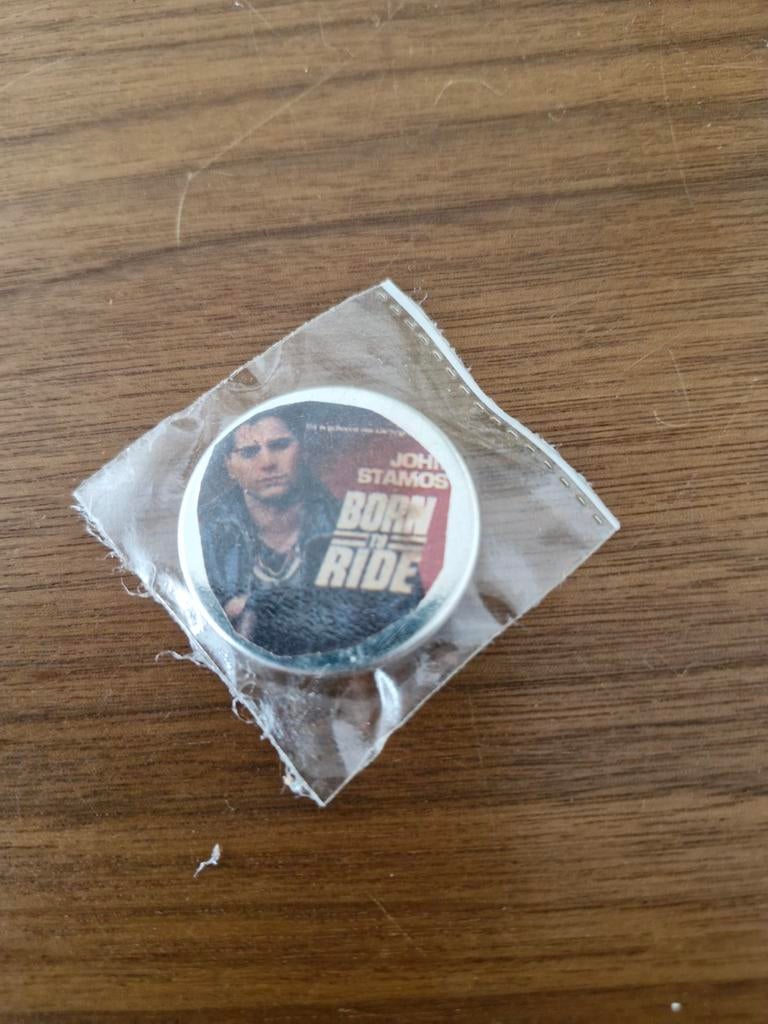 279 Button John Stamos Born to Ride, Ophalen of Verzenden