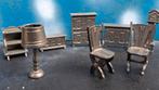 Poppenhuis meubelen. Tin. 8 stuks.  Vintage., Ophalen, Zo goed als nieuw, Poppenhuis