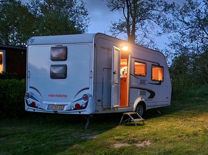 WEINSBERG 400 LK 2013 - compact 4pers/stapelbed/solar+accu, Caravans en Kamperen, Caravans, Particulier, tot en met 4, 750 - 1000 kg