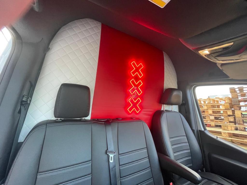 Mercedes Sprinter Achterwand Bekleding - Ajax Stijl met LED, Ophalen of Verzenden, Nieuw, Mercedes-Benz