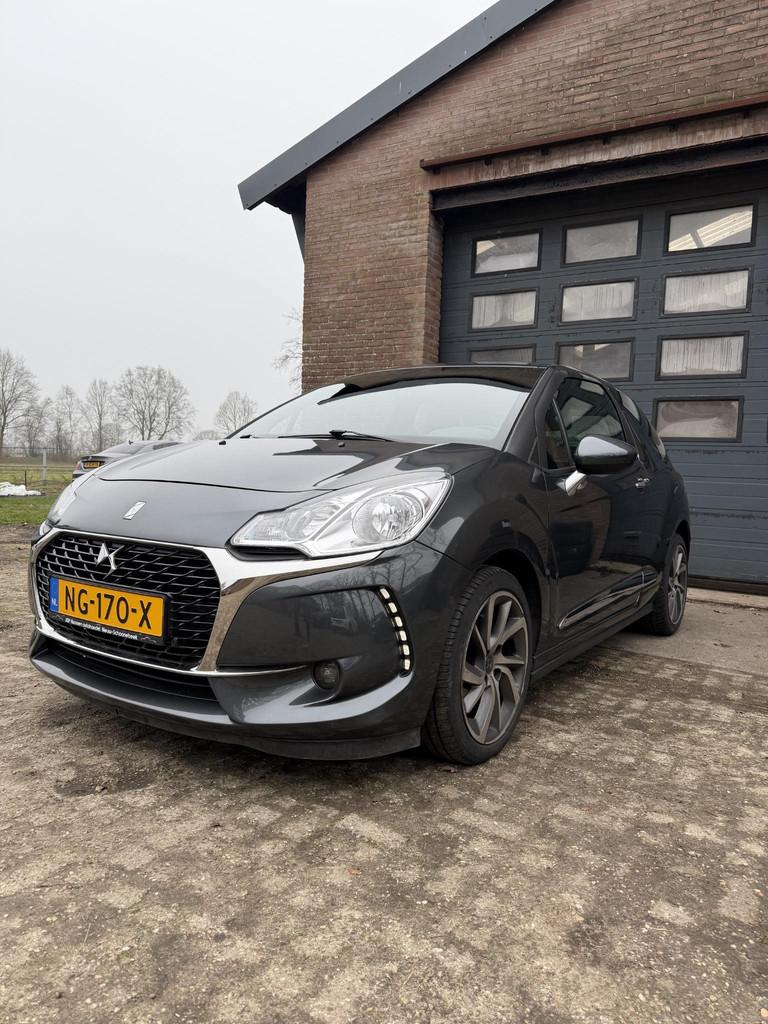 DS 3 1.2 PureTech Business Facelift/Climate/NAP, Auto's, Voorwielaandrijving, Stof, 1199 cc, Handgeschakeld