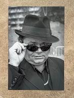 Org z/w foto 20x30 cm Andre Hazes + zonnebril 08-06-2002, Verzenden, Nieuw, Foto of Kaart