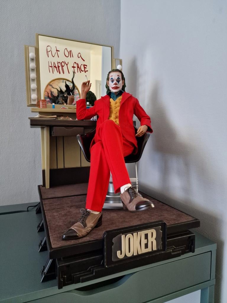 Queen Studios 1/3 Phoenix Joker premium statue, Verzamelen, Beelden en Beeldjes, Ophalen, Zo goed als nieuw