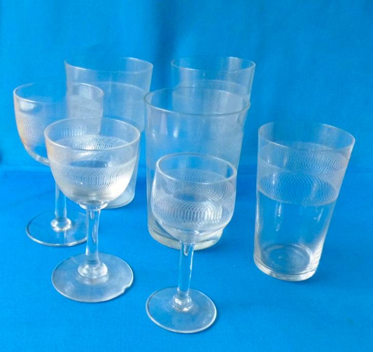 Zeven antieke glazen otief geslepen., Antiek en Kunst, Antiek | Glas en Kristal, Ophalen of Verzenden