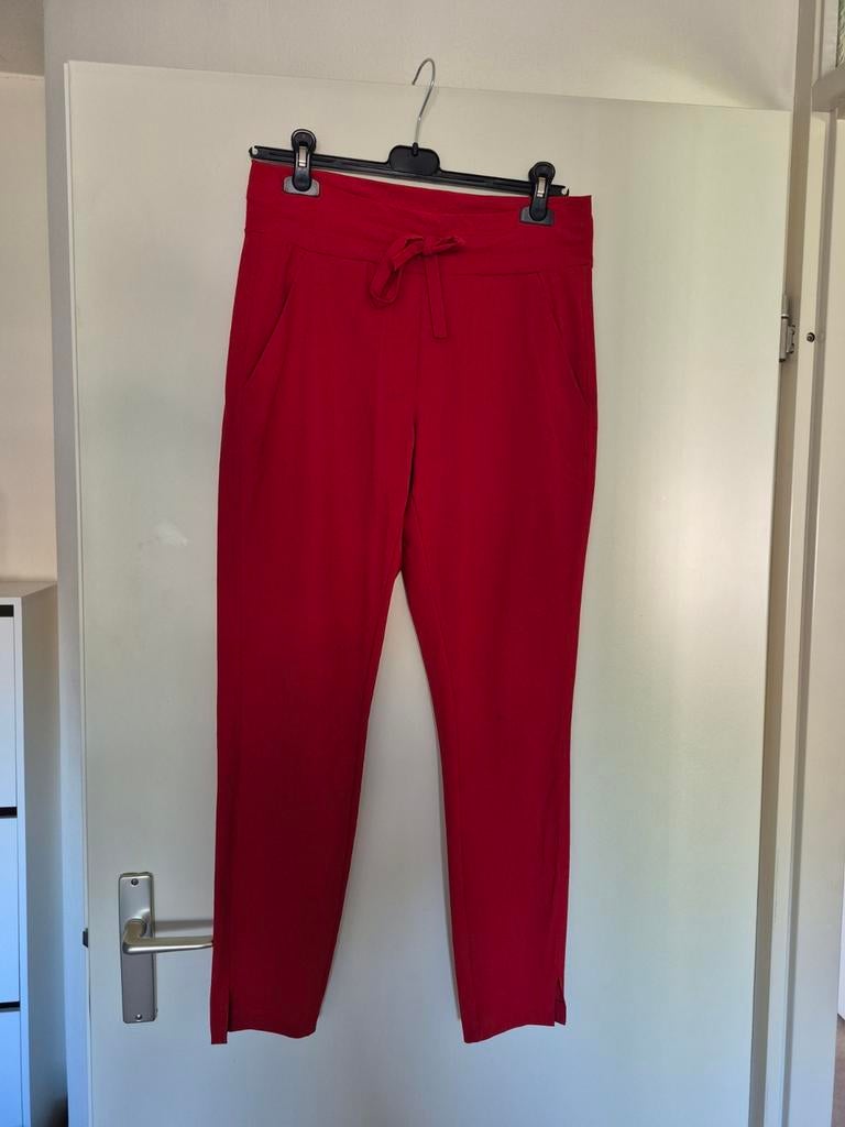 Studio anneloes bonded travel broek M, Kleding | Dames, Ophalen of Verzenden, Zo goed als nieuw, Rood, Lang
