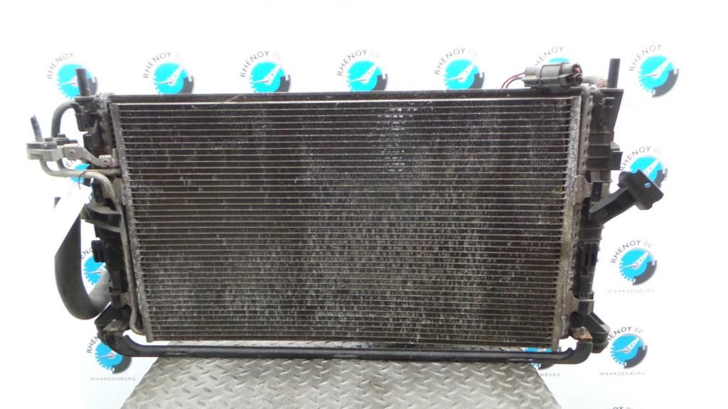 VOLVO V50  1.8 Elite   KOELERPAKKET 2005, Ophalen of Verzenden, Gebruikt, Stiba lid