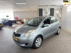 Toyota Yaris 1.3 VVTi Sol Apk NieuwDealer-onderhouden,Airco,, Voorwielaandrijving, Stof, Zwart, 4 cilinders
