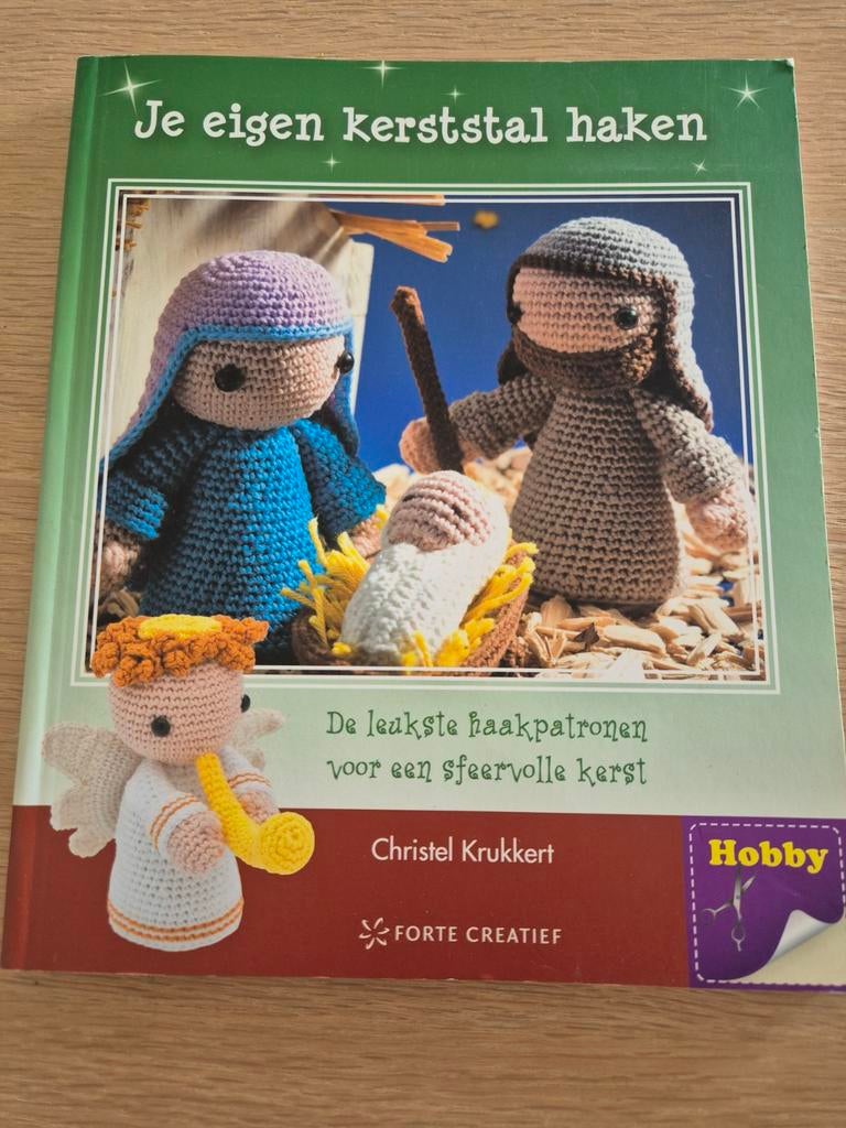 Je eigen kerststal haken - Christel Krukkert, Boeken, Breien en Haken, Ophalen of Verzenden, Zo goed als nieuw, Christel Krukkert