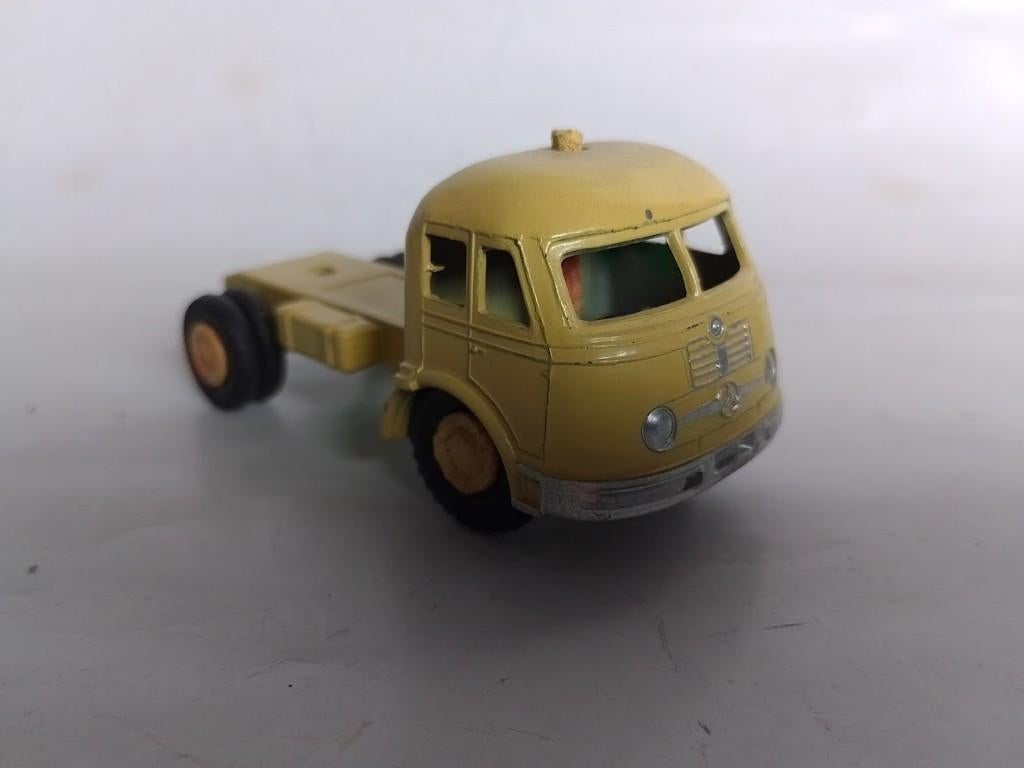 Mercedes vrachtwagen Trekker, Gama 1:43, Ophalen of Verzenden, Gebruikt, Bus of Vrachtwagen, Gama