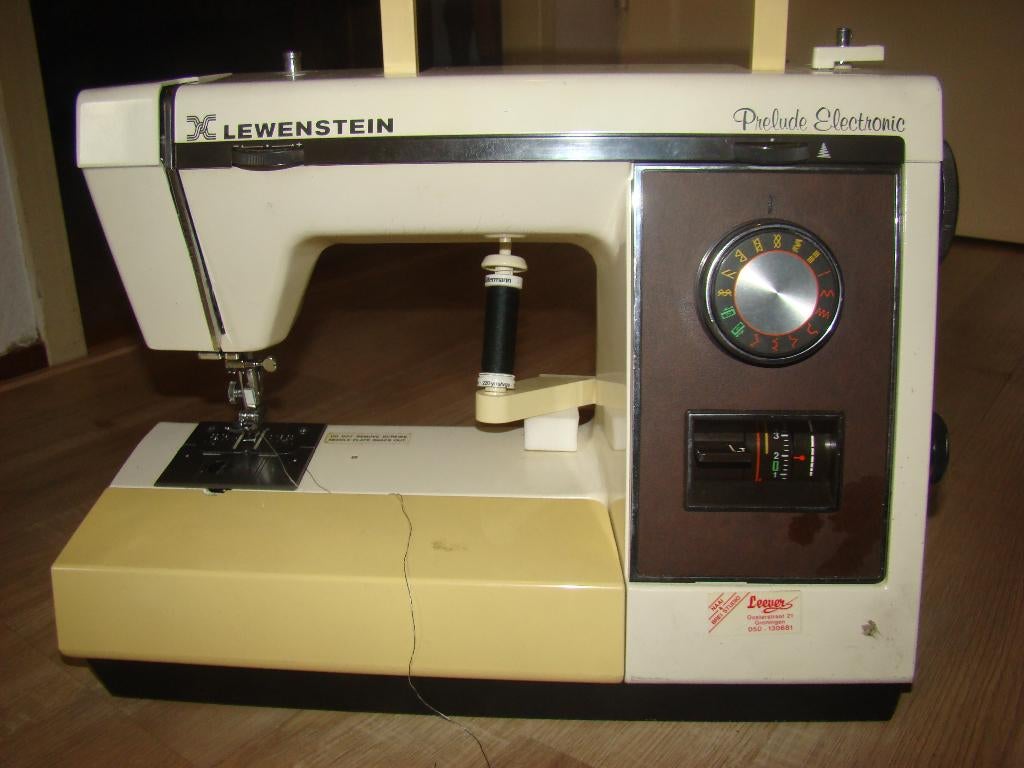 LEWENSTEIN Prelude Electronic gebruikt Verz: UPS: € 4,20, Hobby en Vrije tijd, Naaimachines en Toebehoren, Ophalen of Verzenden