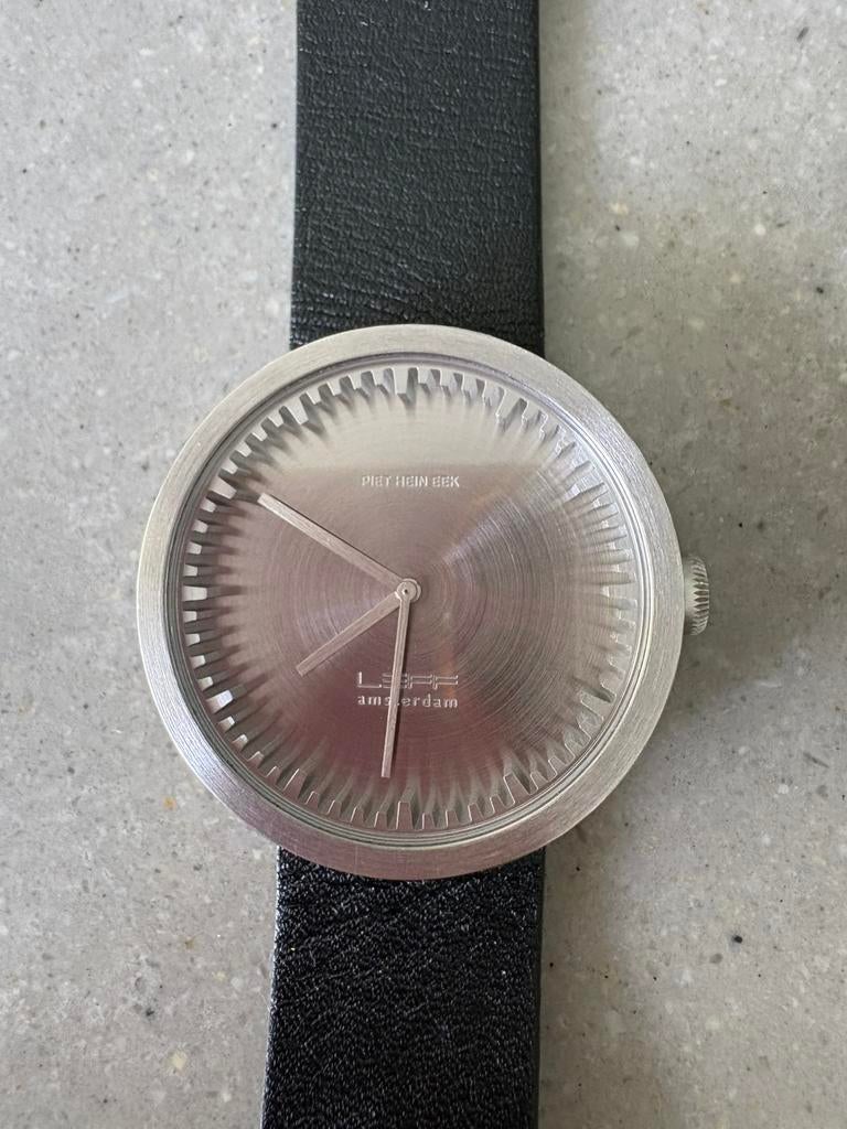 .LEFF Amsterdam design horloge, Ophalen of Verzenden, Zo goed als nieuw, Leer, Overige merken