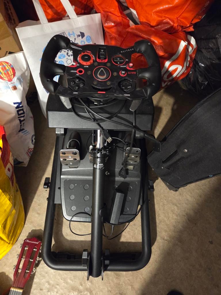 PlayStation 5 racestuur met standaard, Ophalen of Verzenden, Zo goed als nieuw