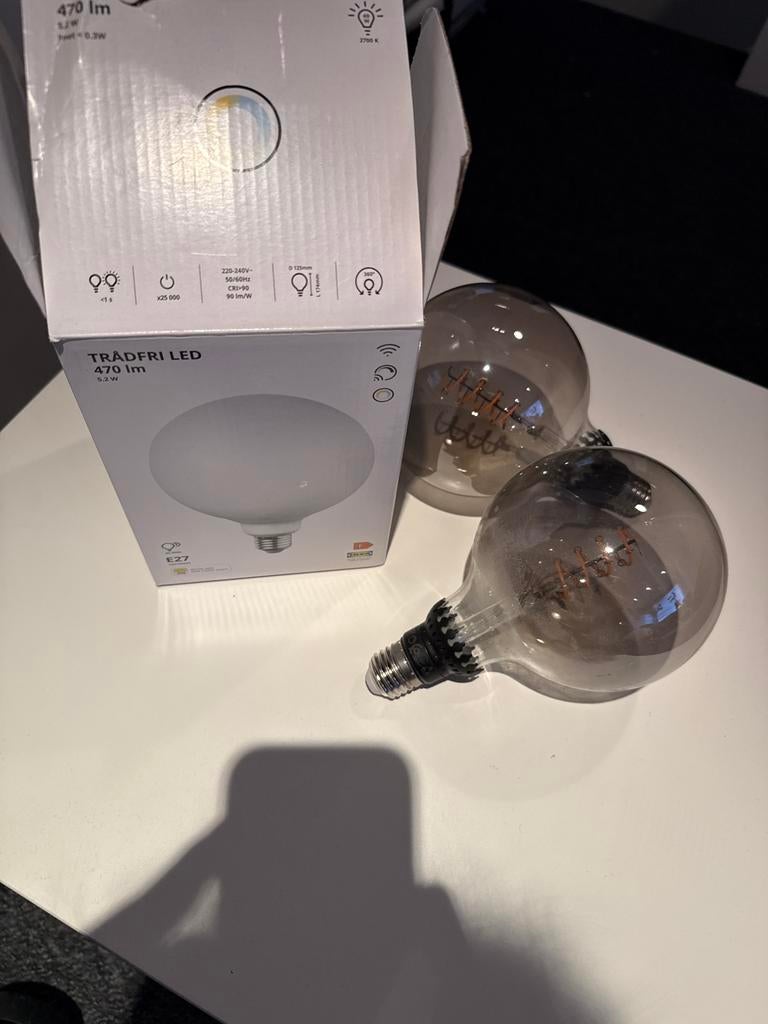 2x IKEA TRÅDFRI LED E27 470 lm 5.2W Smart Home Lamp, Huis en Inrichting, Lampen | Losse lampen, Led-lamp, E27 (groot), Zo goed als nieuw