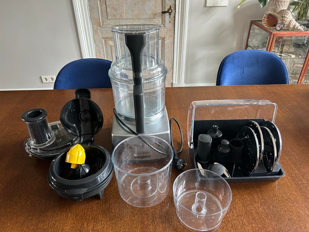 Magimix Cuisine 5200 XL Foodprocessor RVS met extra's, Ophalen of Verzenden, Zo goed als nieuw