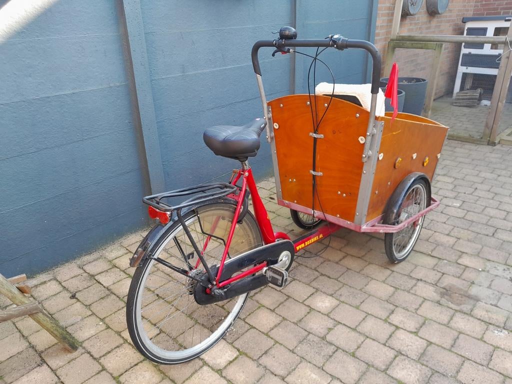Bakfiets met babyschaal, Fietsen en Brommers, Fietsen | Bakfietsen, Ophalen, Gebruikt, 2 kinderen