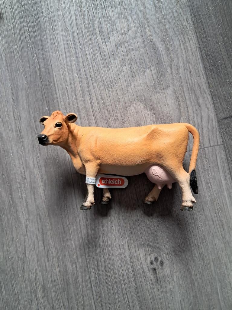 Schleich Koe Speelfiguur - Realistisch Boerderijdier, Ophalen of Verzenden, Nieuw, Jongen of Meisje