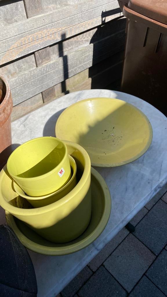 Plantenpotten aardewerk set geel/groen, Tuin en Terras, Bloempotten, Rond, Ophalen of Verzenden, Zo goed als nieuw, Aardewerk