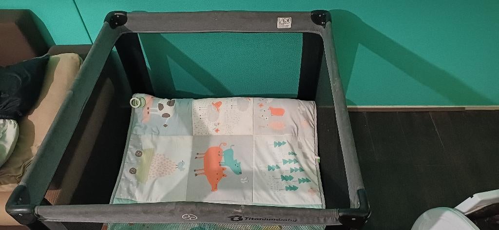 BABY BOXEN, Ophalen, Zo goed als nieuw, Vierkant, In hoogte verstelbaar