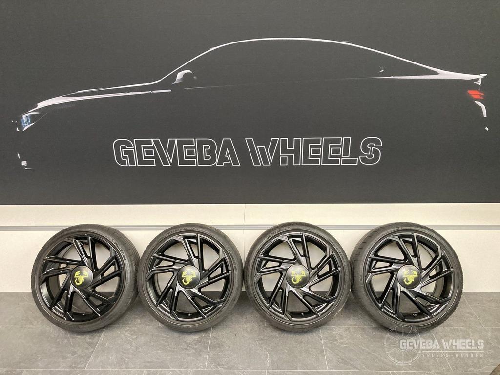 18 inch originele Fiat 500e Abarth velgen + banden 4x98, Auto-onderdelen, Banden en Velgen, 18 inch, Gebruikt, -, -