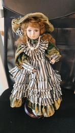 vintage poppen, Ophalen of Verzenden, Zo goed als nieuw