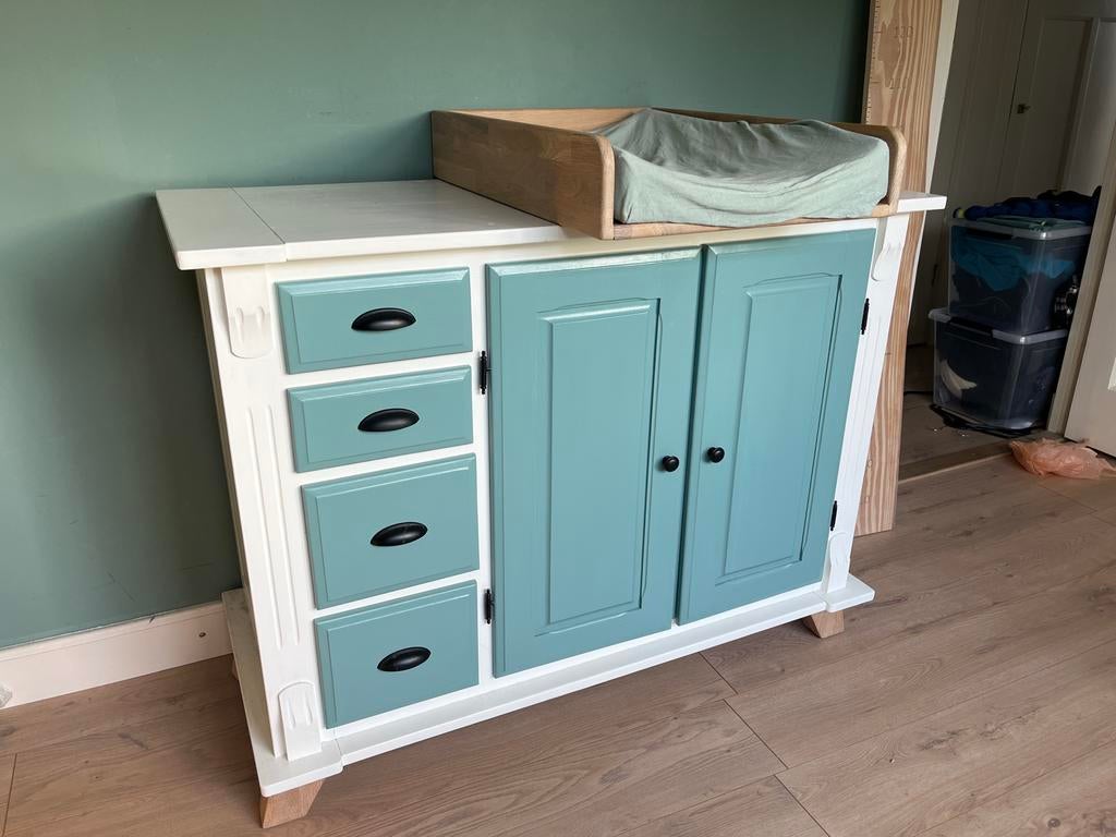 Commode met lades en deurtjes, Kinderen en Baby's, Kinderkamer | Commodes en Kasten, Ophalen, Gebruikt, 50 tot 70 cm, 100 cm of meer
