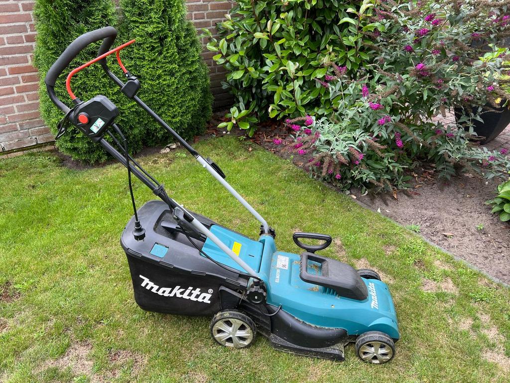 Makita - ELM3720 - grasmaaier, Tuin en Terras, Grasmaaiers, Ophalen, Gebruikt