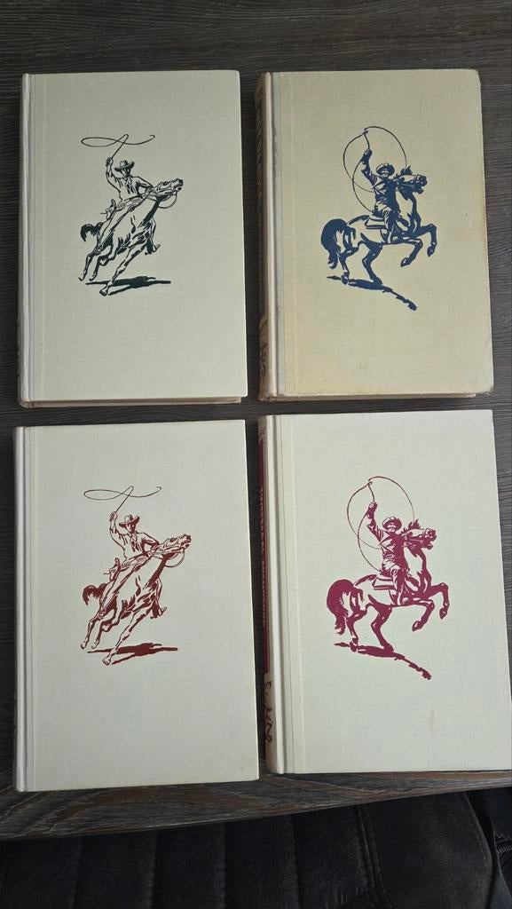 Arendsoog boeken, Ophalen of Verzenden, Gelezen