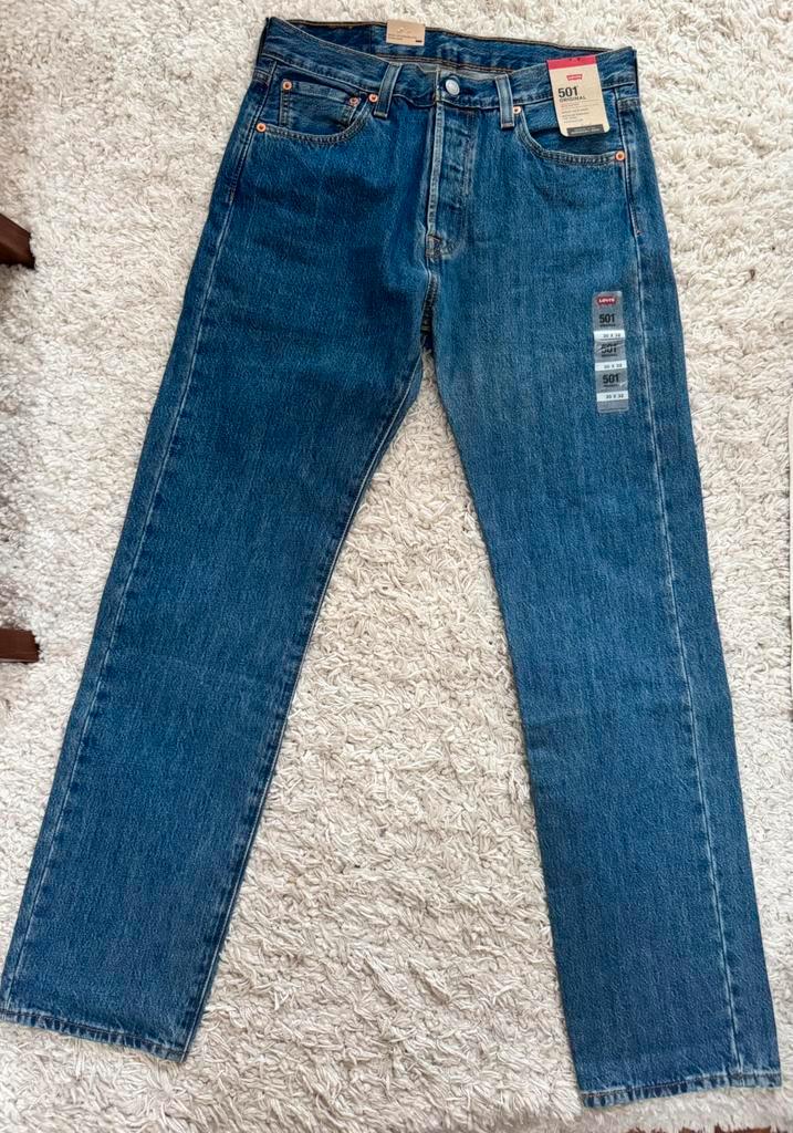 2x Ongedragen Levi’s 501 maat 30 32, Kleding | Heren, Spijkerbroeken en Jeans